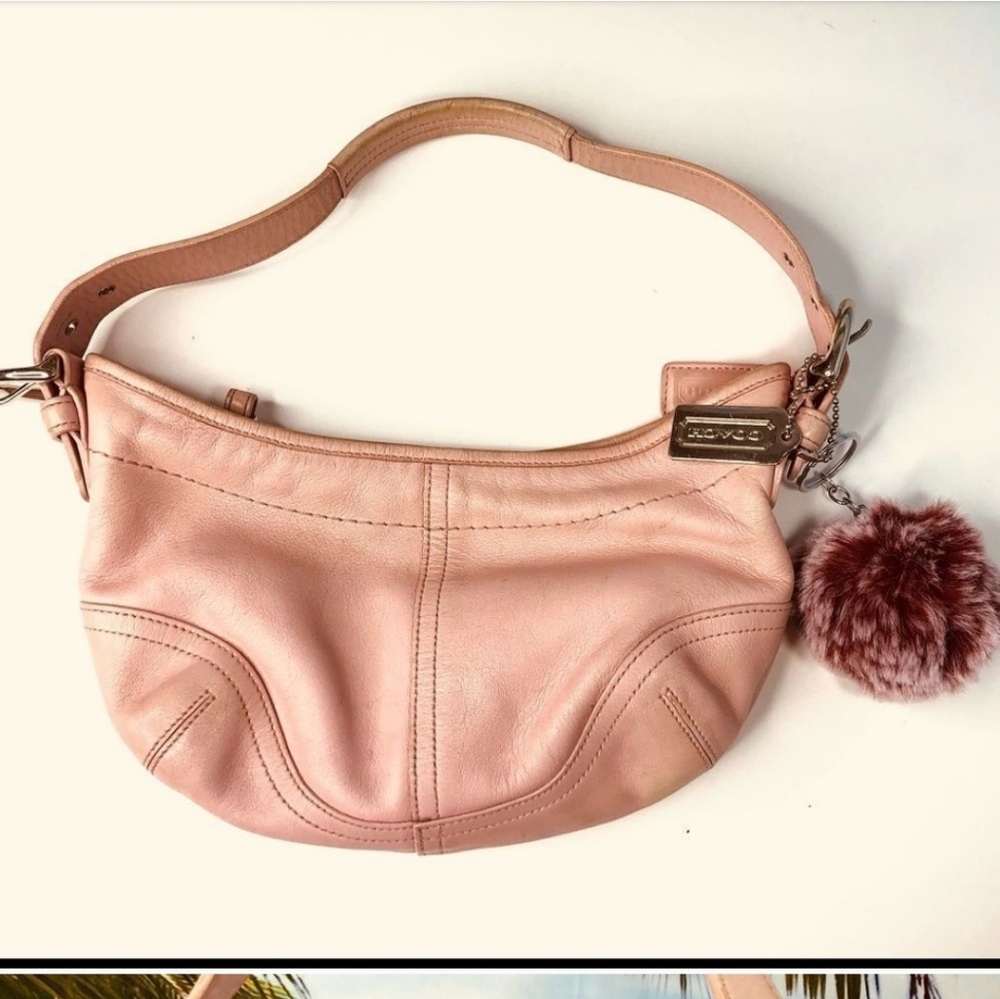 COACH Rose Pink Small Leather Hobo Shoulder Bag No M3S-8541 w Faux Fur Bag Charm